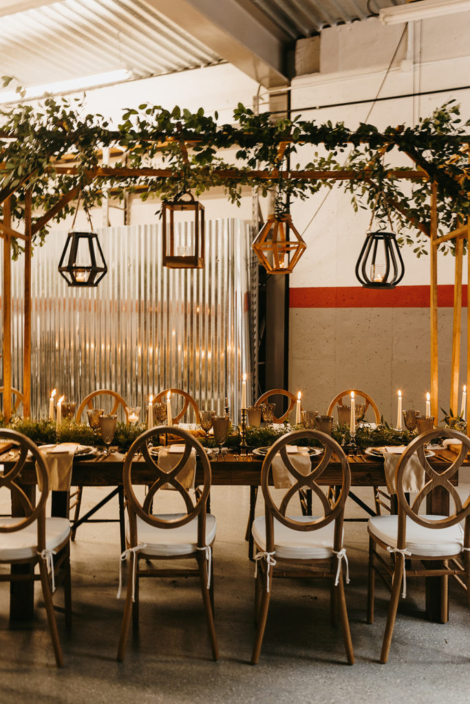 modern and elegant wedding decor